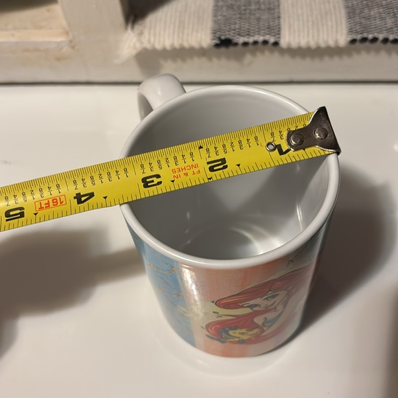 Disney’s The Little Mermaid - Ariel coffee mug - Picture 9 of 9